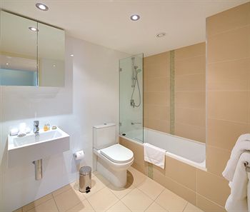 Zara Tower - Luxury Suites And Apartments - Accommodation Sunshine Coast 11
