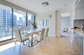 Zara Tower - Luxury Suites And Apartments - Accommodation Sunshine Coast 15