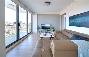Zara Tower - Luxury Suites And Apartments - Accommodation Sunshine Coast 18