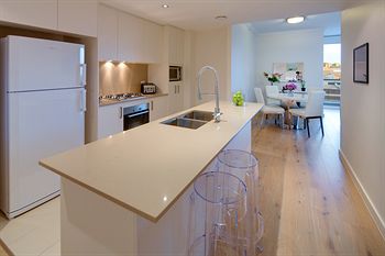 Zara Tower - Luxury Suites And Apartments - Accommodation Sunshine Coast 26