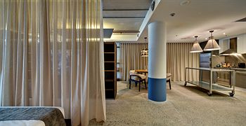 Zara Tower - Luxury Suites And Apartments - Accommodation Sunshine Coast 36
