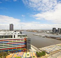 Astra Apartments - Docklands - Accommodation Sunshine Coast