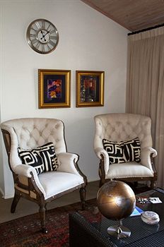 Arabella Guesthouse - Accommodation Sunshine Coast 3