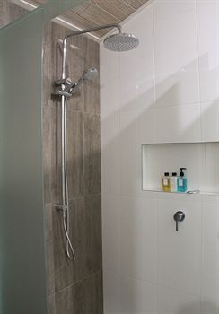 Arabella Guesthouse - Accommodation Sunshine Coast 24