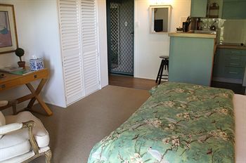 Arabella Guesthouse - Accommodation Sunshine Coast 26