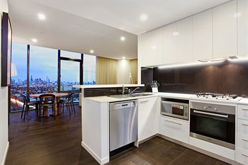 ALT Tower Serviced Apartments - Accommodation Sunshine Coast 7