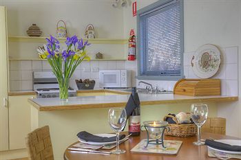 CountryPlace - Accommodation Sunshine Coast 2