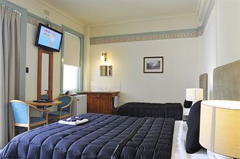 Hotel Gosford - Accommodation Sunshine Coast 9