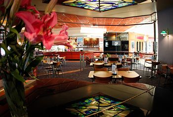 Matthew Flinders Hotel - Accommodation Sunshine Coast 3