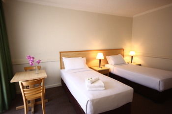 Matthew Flinders Hotel - Accommodation Sunshine Coast 33