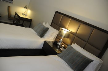 Riverside Oaks Golf Resort - Accommodation Sunshine Coast 15