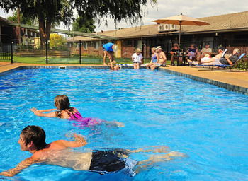 Tumut Valley Motel - Accommodation Sunshine Coast 30
