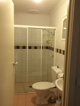 Box Hill Studios At Canterbury Gardens - Accommodation Sunshine Coast 3