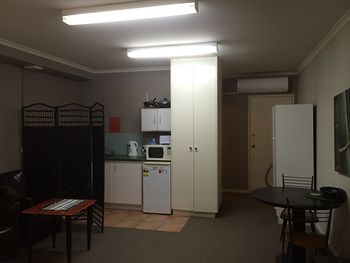 Box Hill Studios At Canterbury Gardens - Accommodation Sunshine Coast 20