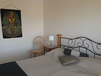 Australian Home Away @ Box Hill 21 - Accommodation Sunshine Coast 3