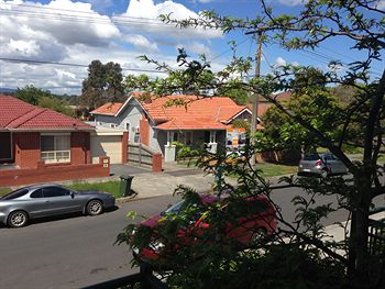 Australian Home Away @ Box Hill 21 - Accommodation Sunshine Coast 9