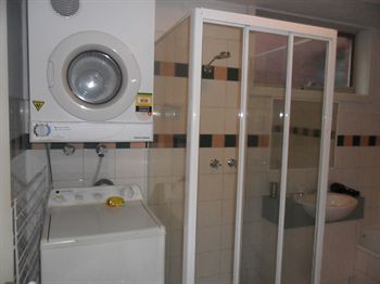 Australian Home Away @ Box Hill 21 - Accommodation Sunshine Coast 10