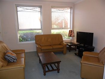 Australian Home Away @ Box Hill 21 - Accommodation Sunshine Coast 13