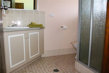 Colonial Motor Inn Lithgow - Accommodation Sunshine Coast 1