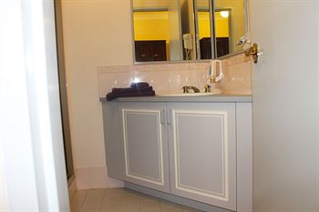 Colonial Motor Inn Lithgow - Accommodation Sunshine Coast 2