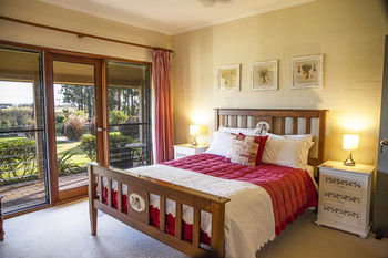Burncroft Guest House - Accommodation Sunshine Coast 7