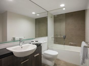 Adina Apartment Hotel Sydney Airport - Accommodation Sunshine Coast 7