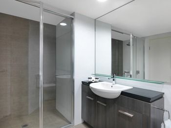 Adina Apartment Hotel Sydney Airport - Accommodation Sunshine Coast 12