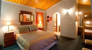 Riverwood Downs Mountain Valley Resort - Accommodation Sunshine Coast 12