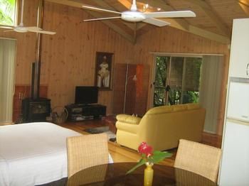 Belle's At Montville - Accommodation Sunshine Coast 9