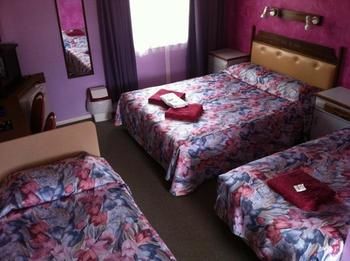 Bushmans Retreat Motor Inn - Accommodation Sunshine Coast 2