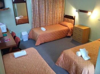 Bushmans Retreat Motor Inn - Accommodation Sunshine Coast 6