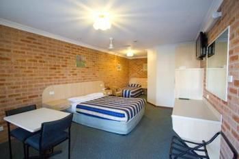 Branxton House Motel, Hunter Valley - Accommodation Sunshine Coast 4