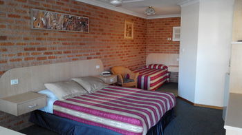 Branxton House Motel, Hunter Valley - Accommodation Sunshine Coast 12