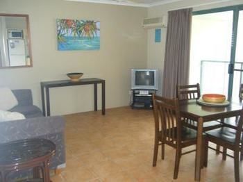 Chez Noosa Resort Motel - Accommodation Sunshine Coast 2