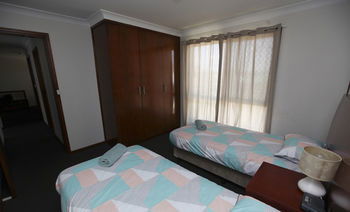 Central Serviced Apartments - Accommodation Sunshine Coast 12