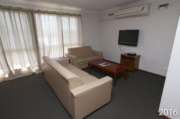 Central Serviced Apartments - Accommodation Sunshine Coast 13