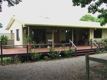Maleny Mountain Retreat - Accommodation Sunshine Coast 5