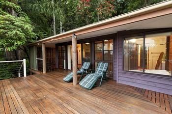 Treetops Accommodation Montville - Accommodation Sunshine Coast 7