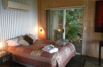 Treetops Accommodation Montville - Accommodation Sunshine Coast 24