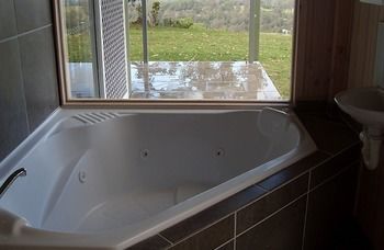 Treetops Accommodation Montville - Accommodation Sunshine Coast 37