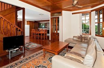 Treetops Accommodation Montville - Accommodation Sunshine Coast 47