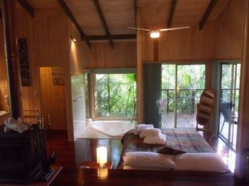 Treetops Accommodation Montville - Accommodation Sunshine Coast 69