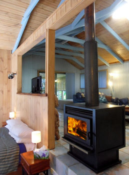 Treetops Accommodation Montville - Accommodation Sunshine Coast 86