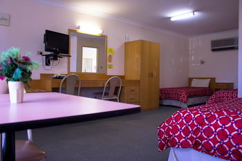 Shearing Shed Motor Inn - Accommodation Sunshine Coast 2