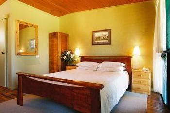 Hunter Country Lodge - Accommodation Sunshine Coast 1