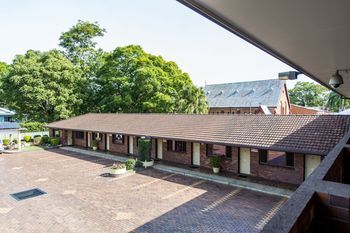 The Abbey Motor Inn - Accommodation Sunshine Coast 2