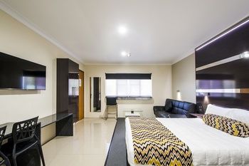 The Abbey Motor Inn - Accommodation Sunshine Coast 13