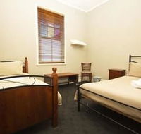 Pedenaposs Hotel - Accommodation Sunshine Coast