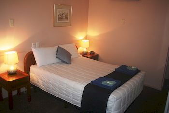 Civic Motel - Accommodation Sunshine Coast 6