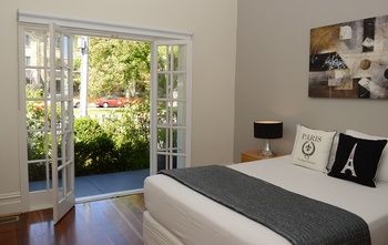 Birches Townhouse - Accommodation Sunshine Coast 2